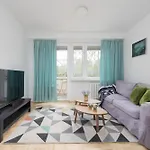 Elegancki Apartament W Warszawie Z Balkonem I Wanna By Rent Like Home